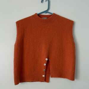 VERGE GIRL ASYMMETRICAL KNIT TOP